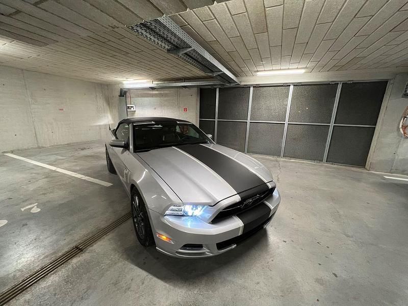 Gebraucht Ford Mustang 305 PS (224 kW) 2014 Silber Cabrio