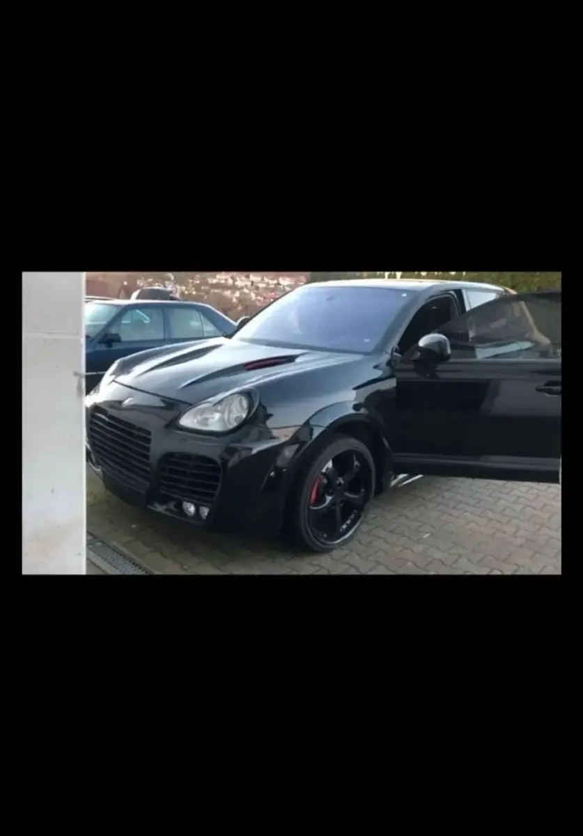 Gebraucht Porsche Cayenne Turbo 650 PS (478 kW) 2004 Schwarz SUV