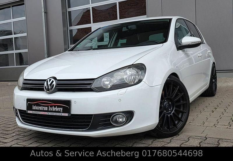 Weiß Gebraucht 2010 VW Golf VI Highline Limousine | 5.990 € (Etwas zu teuer) - Bild 1/4