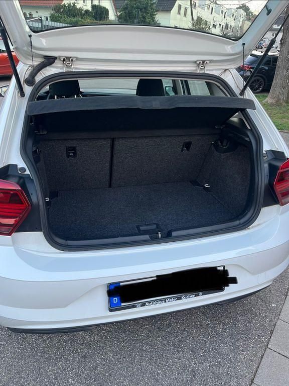 Gebraucht VW Polo Trendline 75 PS (55 kW) 2018 Weiß Kleinwagen