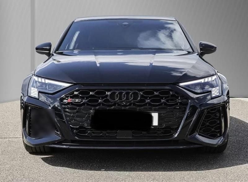 Gebraucht Audi RS3 Comfort 400 PS (294 kW) 2023 Schwarz Limousine