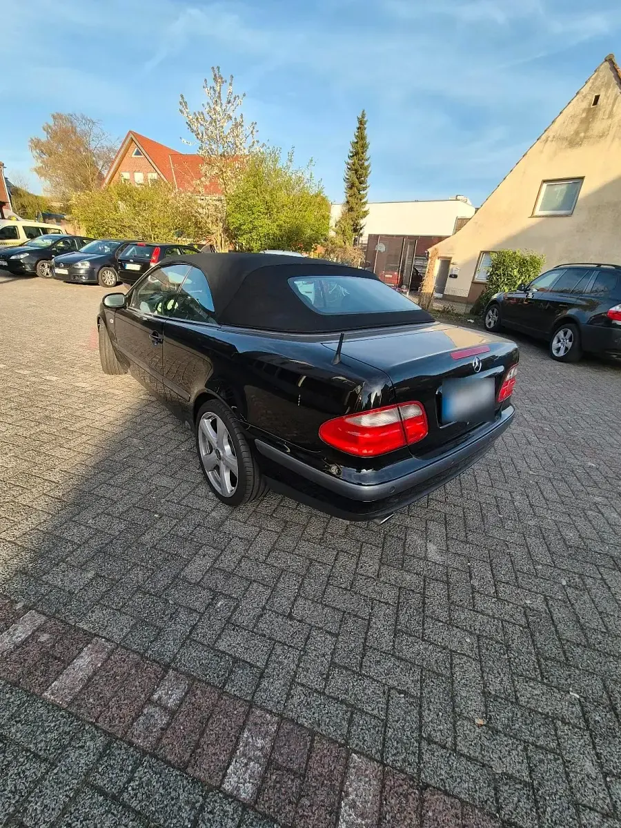 Gebraucht Mercedes CLK320 218 PS (160 kW) 1999 Schwarz Cabrio