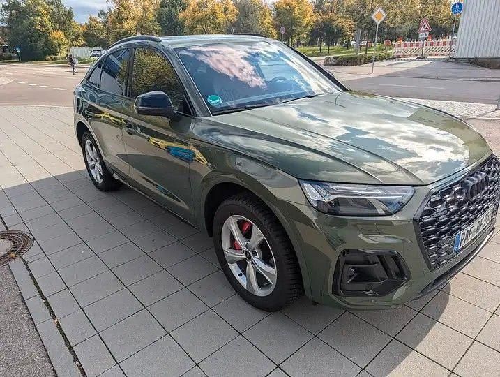 Grün Gebraucht 2024 Audi Q5 Sportback Ambiente SUV | 50.900 € (Fairer Preis) - Bild 1/4