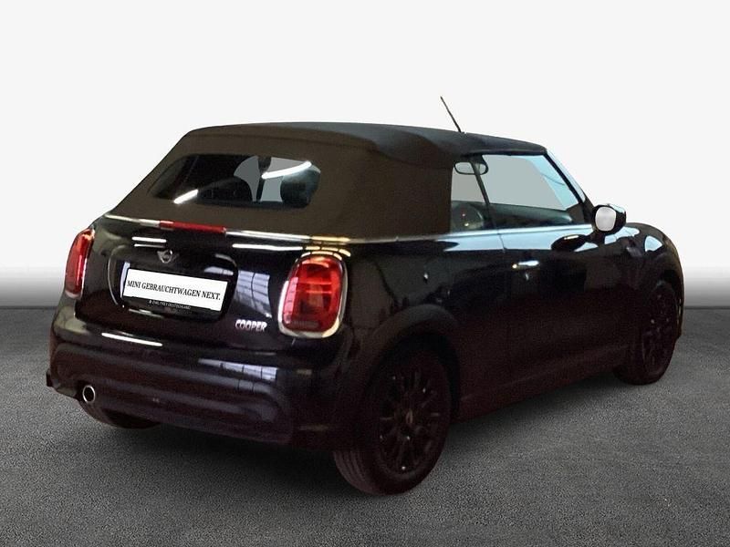 Gebraucht Mini Cooper Cabriolet Classic 136 PS (100 kW) 2023 Midnight black metallic Cabrio