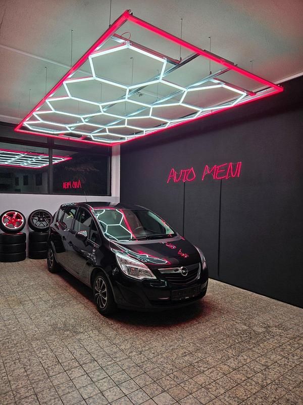 Schwarz Gebraucht 2013 Opel Meriva Van / Kleinbus | 4.999 € (Guter Preis) - Bild 1/4