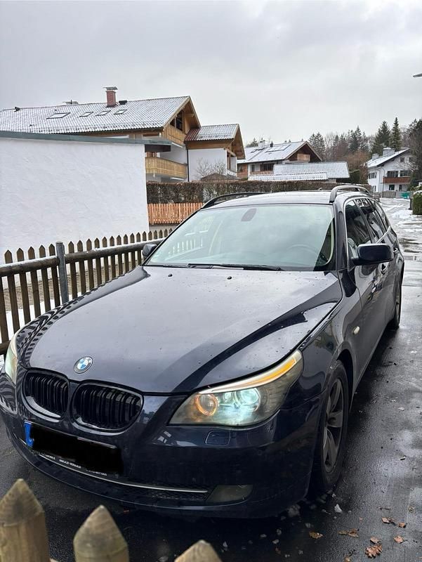 Blau Gebraucht 2008 BMW 525 Sport Line Kombi | 3.799 € (Guter Preis) - Bild 1/4
