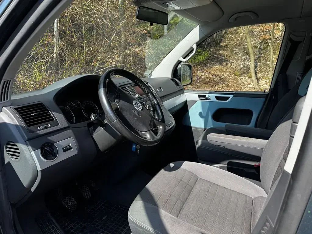 Używany VW T5 131 KM (96 kW) 2007 Szary Van