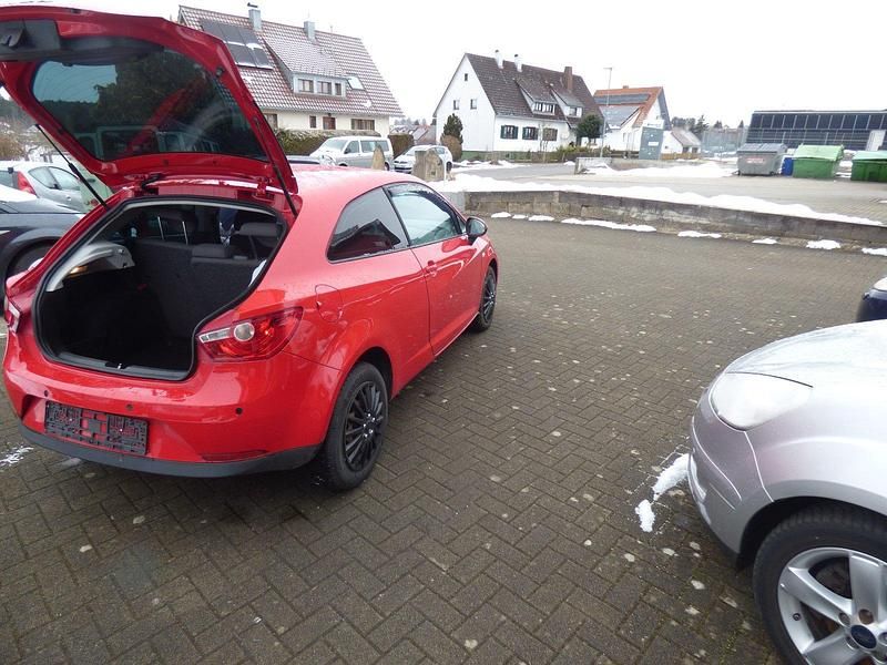Gebraucht Seat Ibiza 70 PS (51 kW) 2009 Rot Kleinwagen