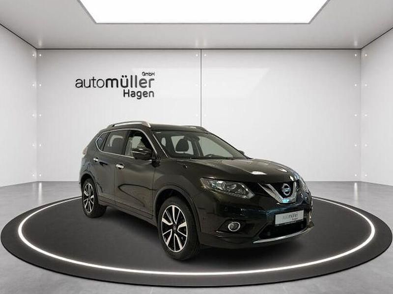 Titanium olive (m) Gebraucht 2016 Nissan X-Trail 360º SUV | 15.850 € (Fairer Preis) - Bild 1/4