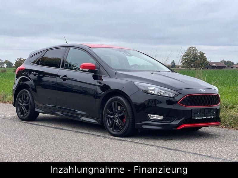 Schwarz Gebraucht 2016 Ford Focus Sport Limousine | 10.500 € (Fairer Preis) - Bild 1/4
