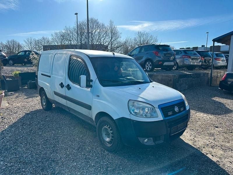 Gebraucht Fiat Doblò 101 PS (74 kW) 2009 Weiß Van / Kleinbus