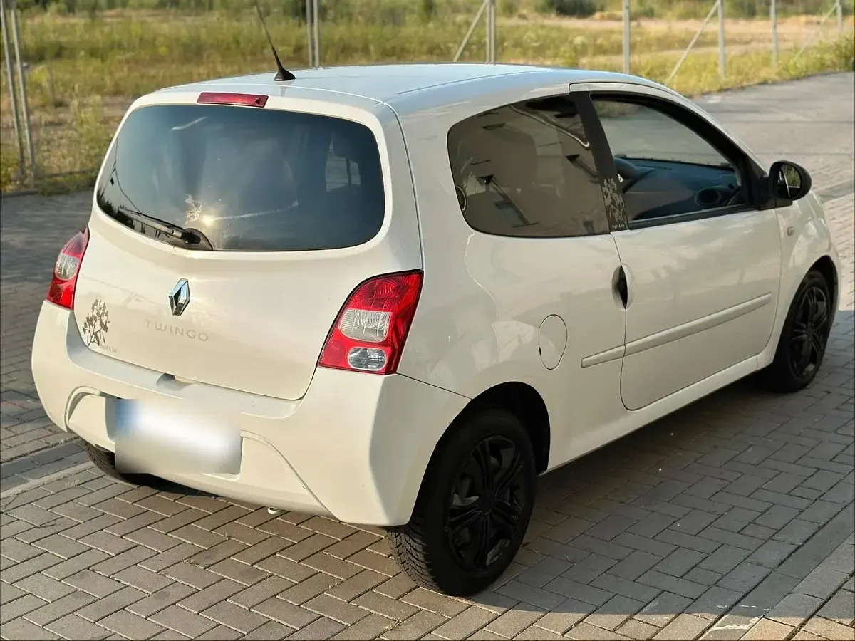 Gebraucht Renault Twingo Night&Day 70 PS (51 kW) 2009 Weiß Kleinwagen