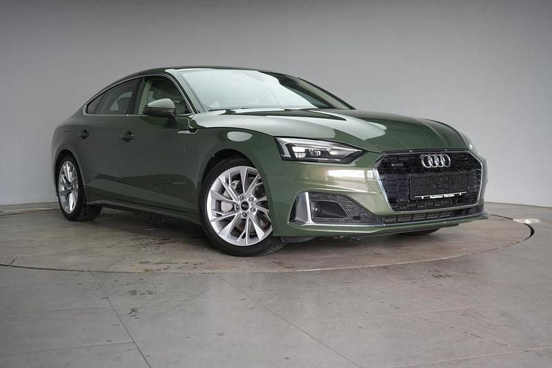 Gebraucht Audi A5 Advanced 265 PS (194 kW) 2022 District green Coupé