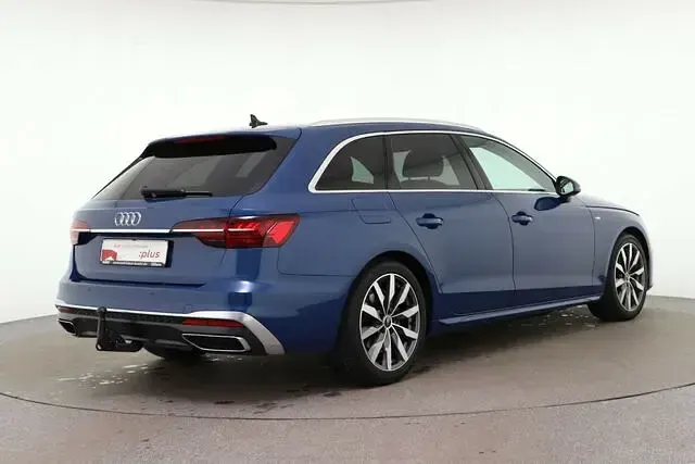 Gebraucht Audi A4 S-Line 163 PS (119 kW) 2024 Ascariblau metallic Kombi