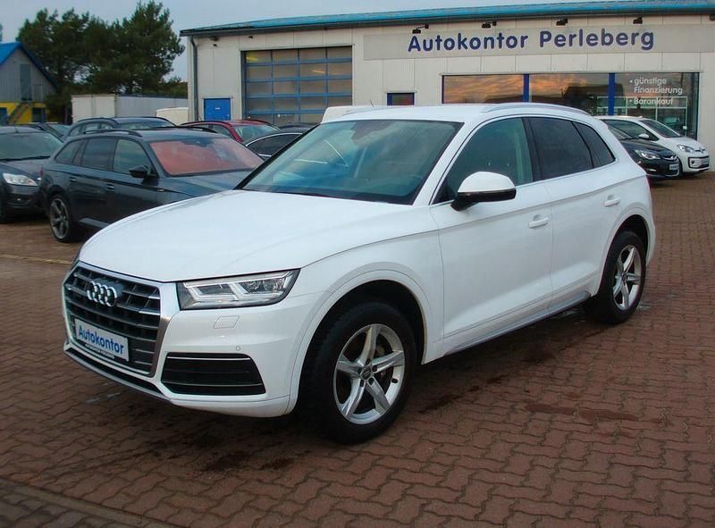 Weiß Gebraucht 2020 Audi Q5 Sport SUV | 28.999 € (Guter Preis) - Bild 1/4
