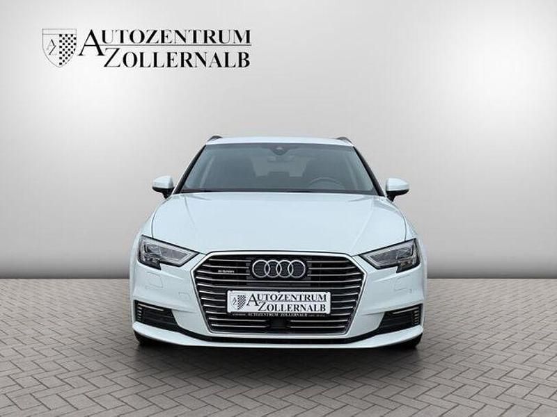 Gebraucht Audi A3 Sportback e-tron Sport 81 PS (59 kW) 2018 Andere Kleinwagen