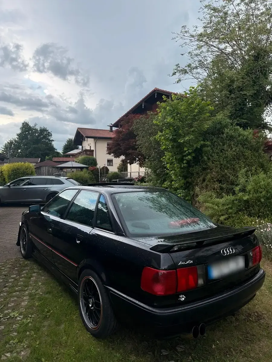 Gebraucht Audi 80 174 PS (127 kW) 1994 Schwarz Limousine