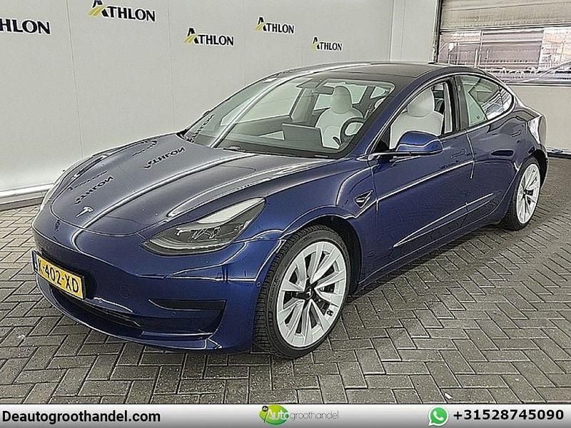 Gebraucht Tesla Model 3 Standard Range 175 kW (238 PS) 2021 Blau Limousine