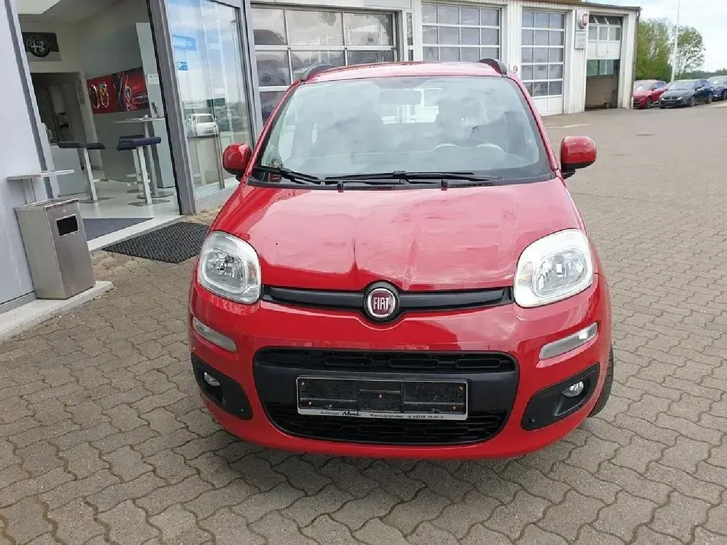 Gebraucht Fiat Panda Lounge 69 PS (50 kW) 2014 Rot Kleinwagen