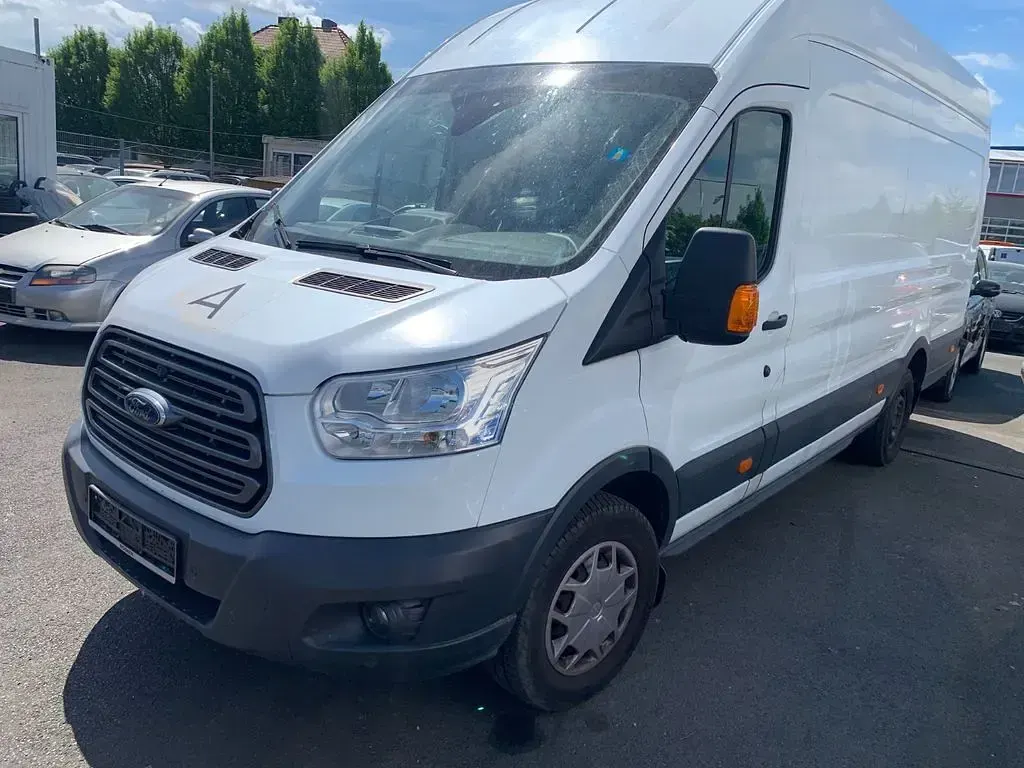 Gebraucht Ford Transit Trend 170 PS (125 kW) 2017 Weiß Van / Kleinbus