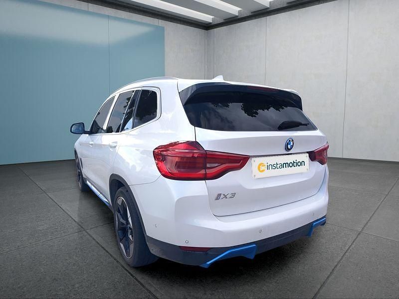Gebraucht BMW iX3 Impressive 210 kW (286 PS) 2021 Weiß SUV