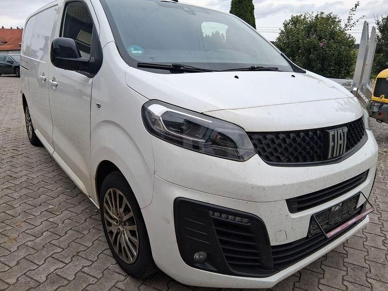 Gebraucht 2022 Fiat Scudo Van / Kleinbus | 13.499 € (Teuer) - Bild 1/4