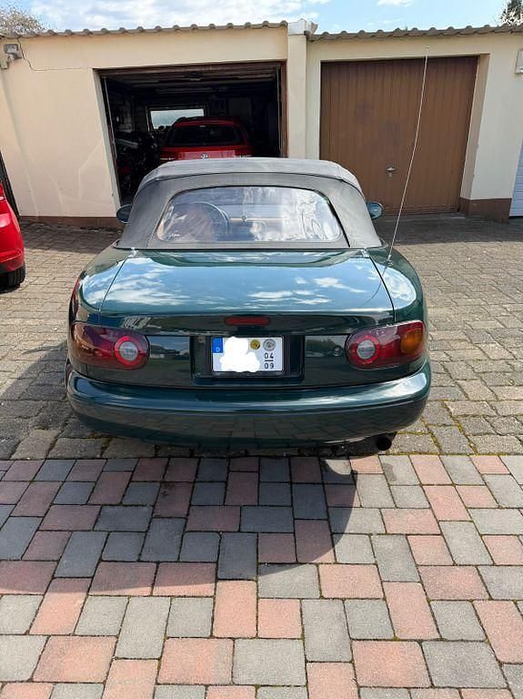 Second-hand Mazda MX5 120 CP (88 kW) 1991 Verde Cabrio