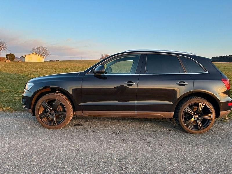 Gebraucht Audi Q5 Sport 239 PS (175 kW) 2010 Schwarz SUV