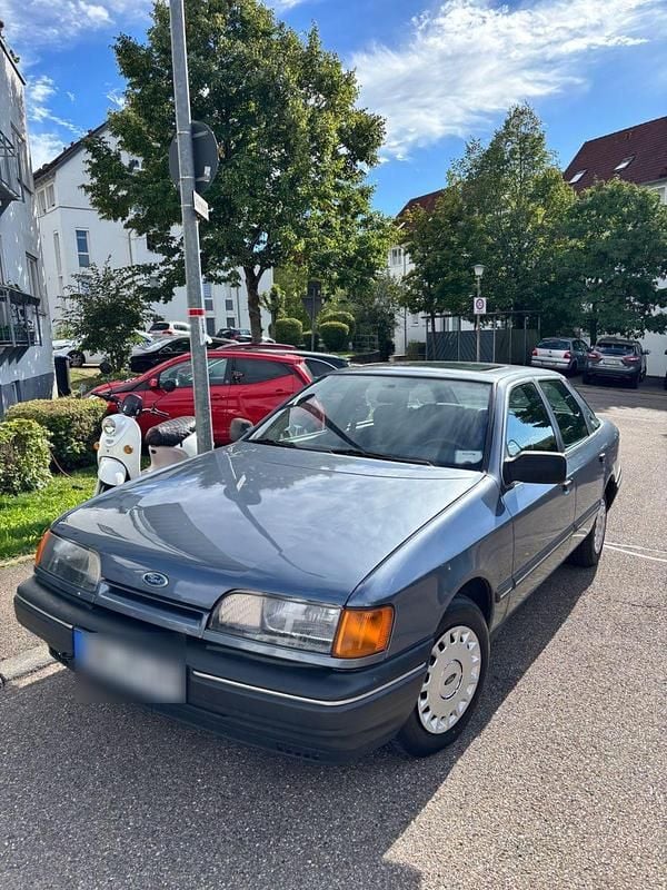 Grau Gebraucht 1988 Ford Scorpio Kombi | 3.999 € - Bild 1/4