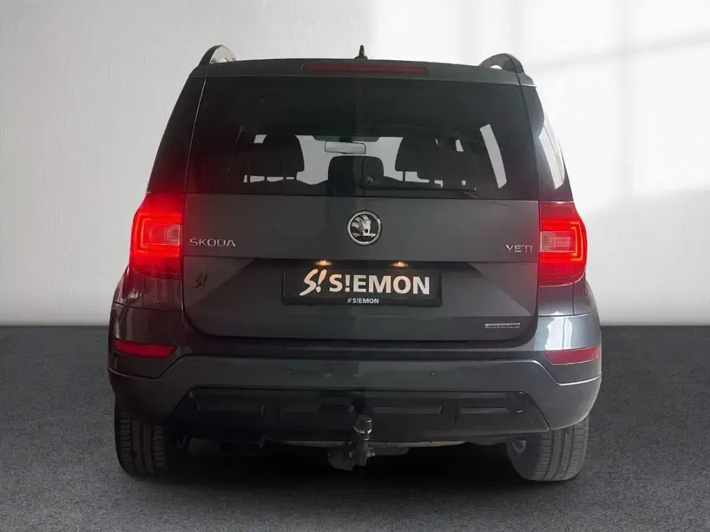 Gebraucht Skoda Yeti GreenLine 105 PS (77 kW) 2015 Grau SUV