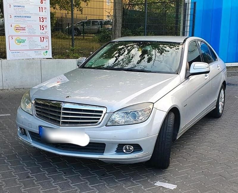 Silber Gebraucht 2007 Mercedes C220 Limousine | 6.250 € (Guter Preis) - Bild 1/4