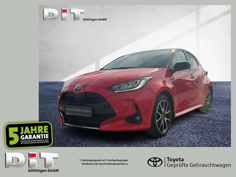 Tokiofusionrot / schwarzes dac Gebraucht 2021 Toyota Yaris Hybrid Edition Limousine | 17.990 € (Fairer Preis) - Bild 1/4