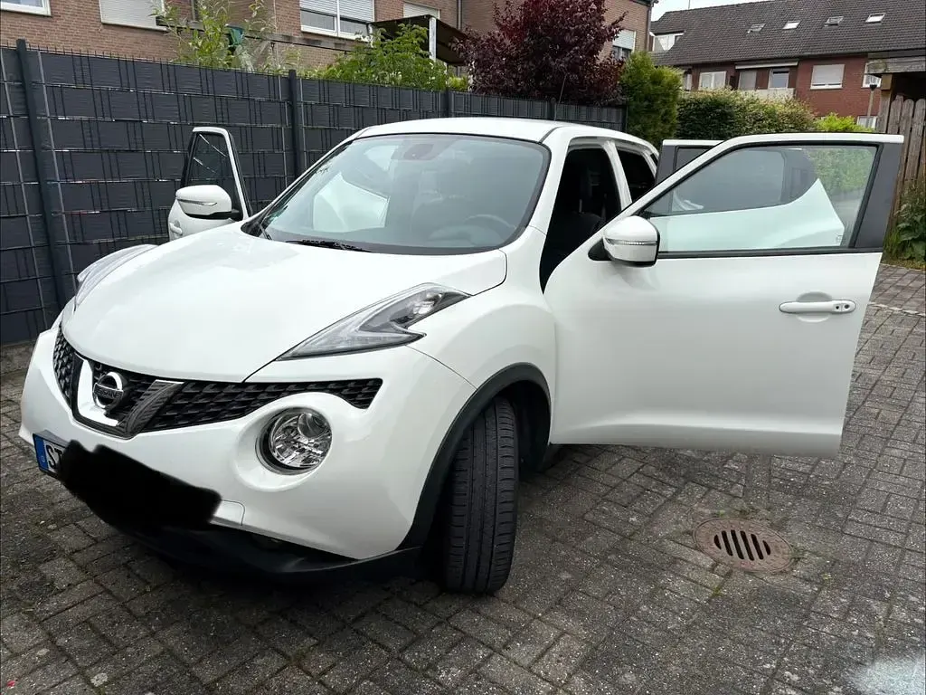 Gebraucht Nissan Juke N-Connecta 116 PS (85 kW) 2016 Weiß SUV