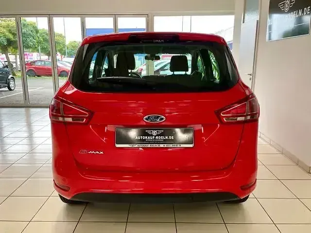 Używany Ford B-MAX Trend 75 KM (55 kW) 2014 Czerwony Minivan
