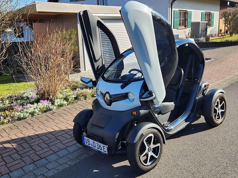 Gebraucht Renault Twizy Intens 13 kW (18 PS) 2020 Weiß Kleinwagen