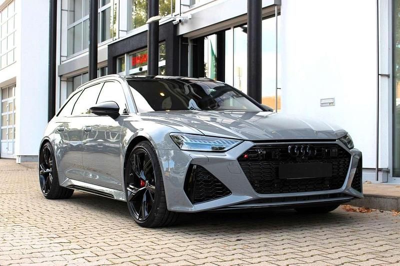 Gebraucht Audi RS6 600 PS (441 kW) 2024 Nardograu Kombi
