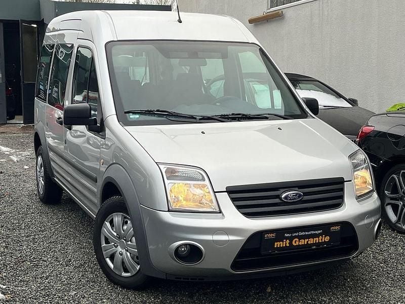 Silber Gebraucht 2010 Ford Tourneo Trend Van / Kleinbus | 5.890 € (Guter Preis) - Bild 1/4