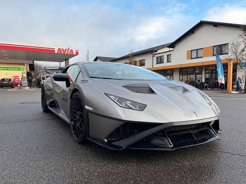 Gebraucht Lamborghini Huracán 640 PS (470 kW) 2022 Grau