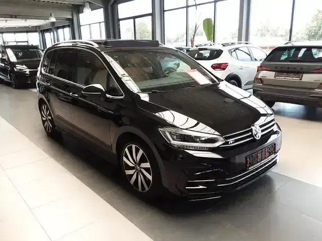 Gebraucht VW Touran Highline 150 PS (110 kW) 2018 Schwarz Van / Kleinbus