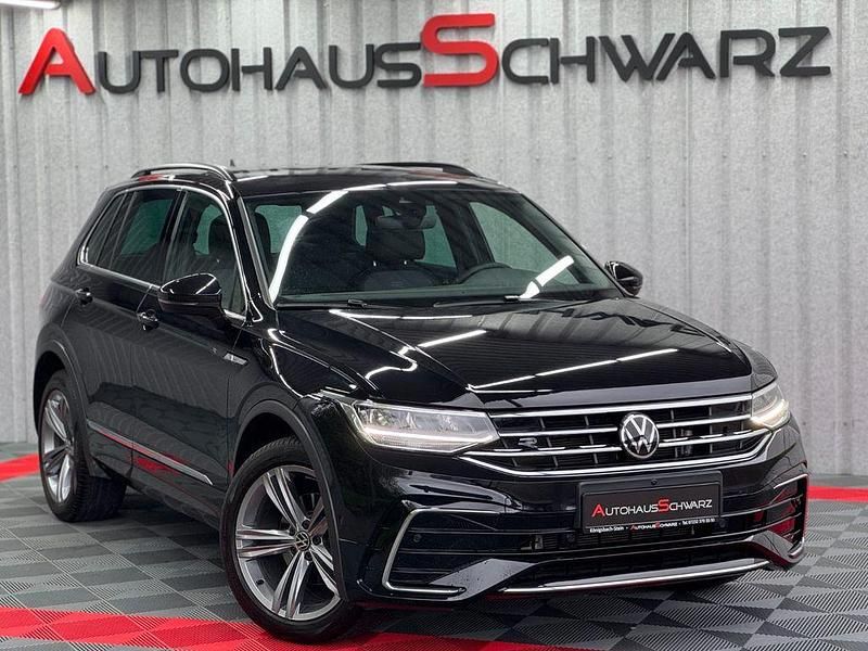 Deep black perleffekt Gebraucht 2023 VW Tiguan R-line SUV | 31.990 € (Guter Preis) - Bild 1/4