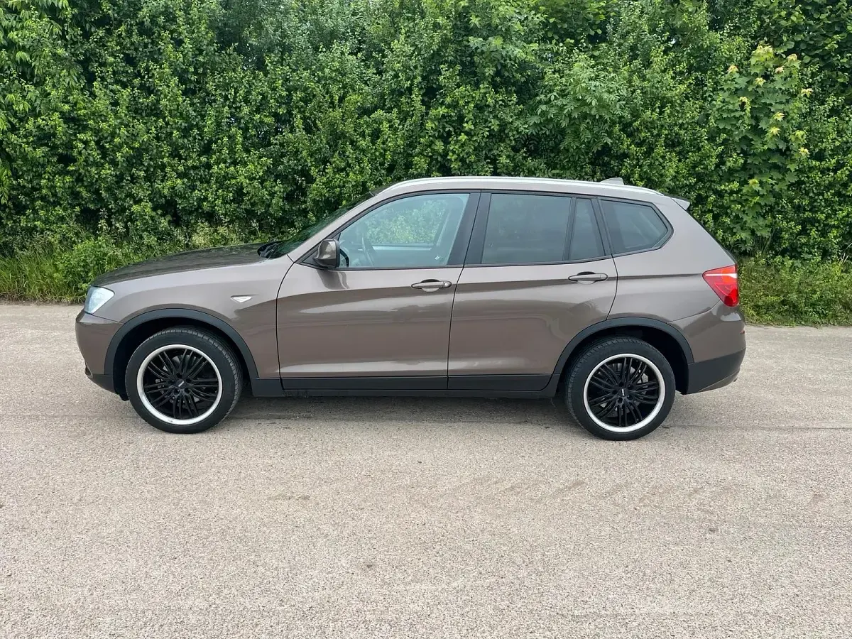 Gebraucht BMW X3 184 PS (135 kW) 2012 Braun SUV