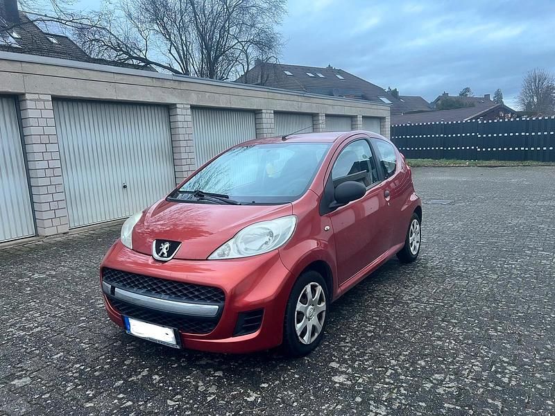 Gebraucht Peugeot 107 68 PS (50 kW) 2010 Orange Kleinwagen