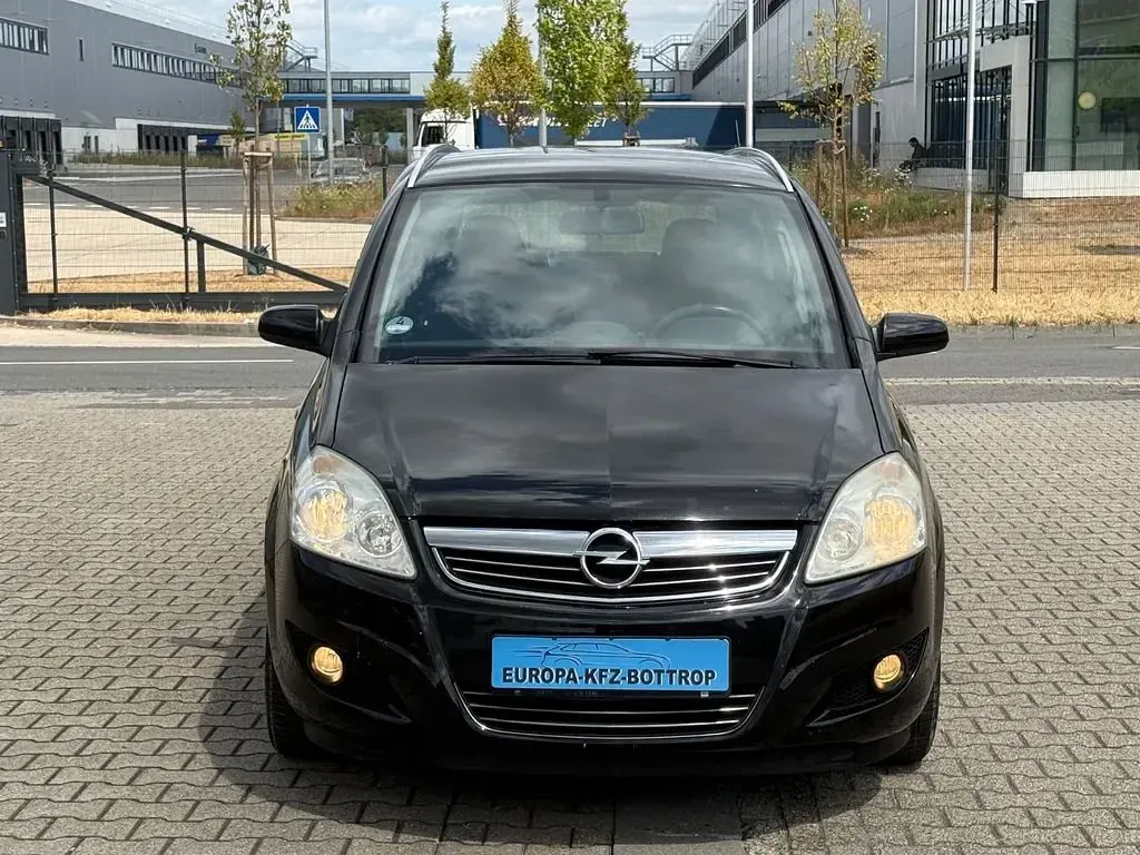 Gebraucht Opel Zafira Edition 140 PS (102 kW) 2009 Schwarz Van / Kleinbus