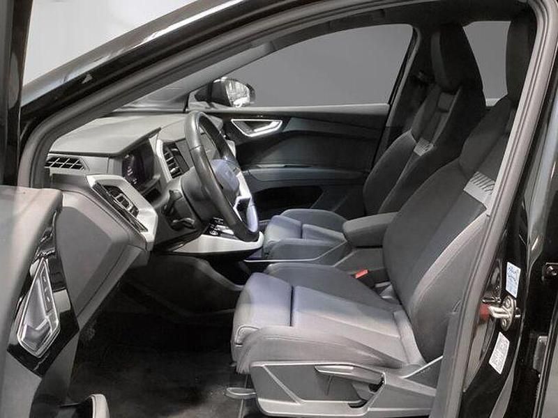 Gebraucht Audi Q4 e-tron Advanced 150 kW (204 PS) 2023 Schwarz SUV