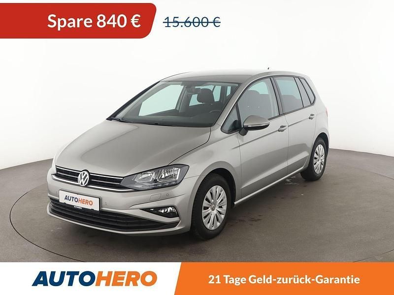 Grau Gebraucht 2019 VW Golf Sportsvan Trendline Van / Kleinbus | 14.760 € (Fairer Preis) - Bild 1/3