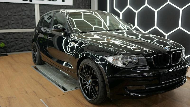 Second-hand BMW 120 170 CP (125 kW) 2007 Negru Hatchback