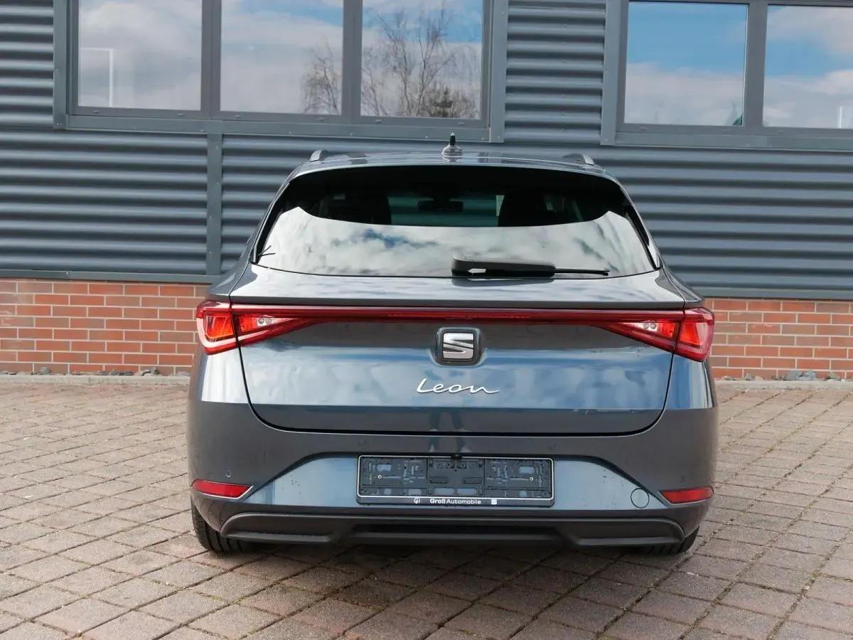 Gebraucht Seat Leon Style 116 PS (85 kW) 2023 Grau Kombi