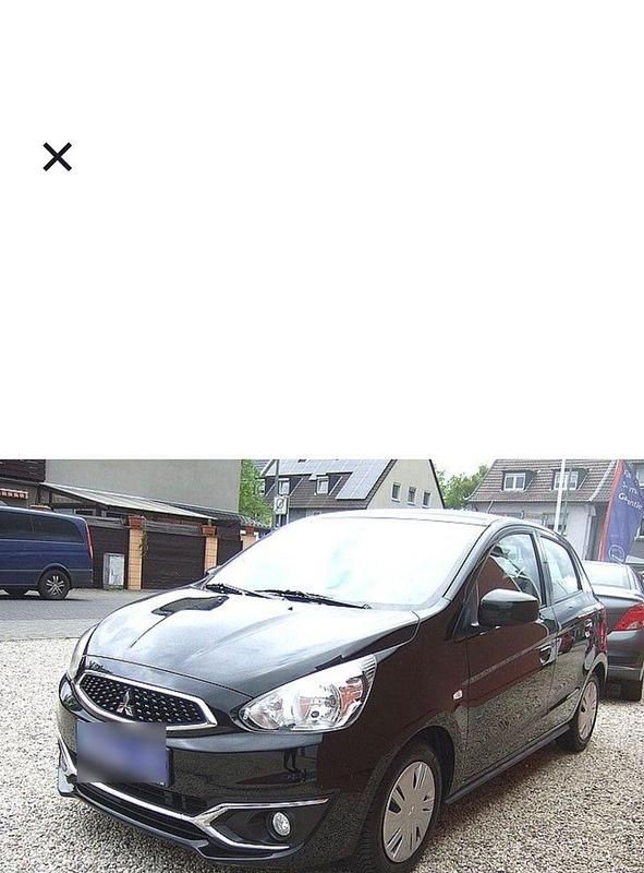 Schwarz Gebraucht 2018 Mitsubishi Space Star Edition Kleinwagen | 5.200 € (Guter Preis) - Bild 1/4