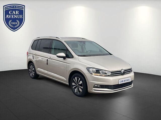 Gebraucht VW Touran Move 150 PS (110 kW) 2023 Silber grau Van / Kleinbus