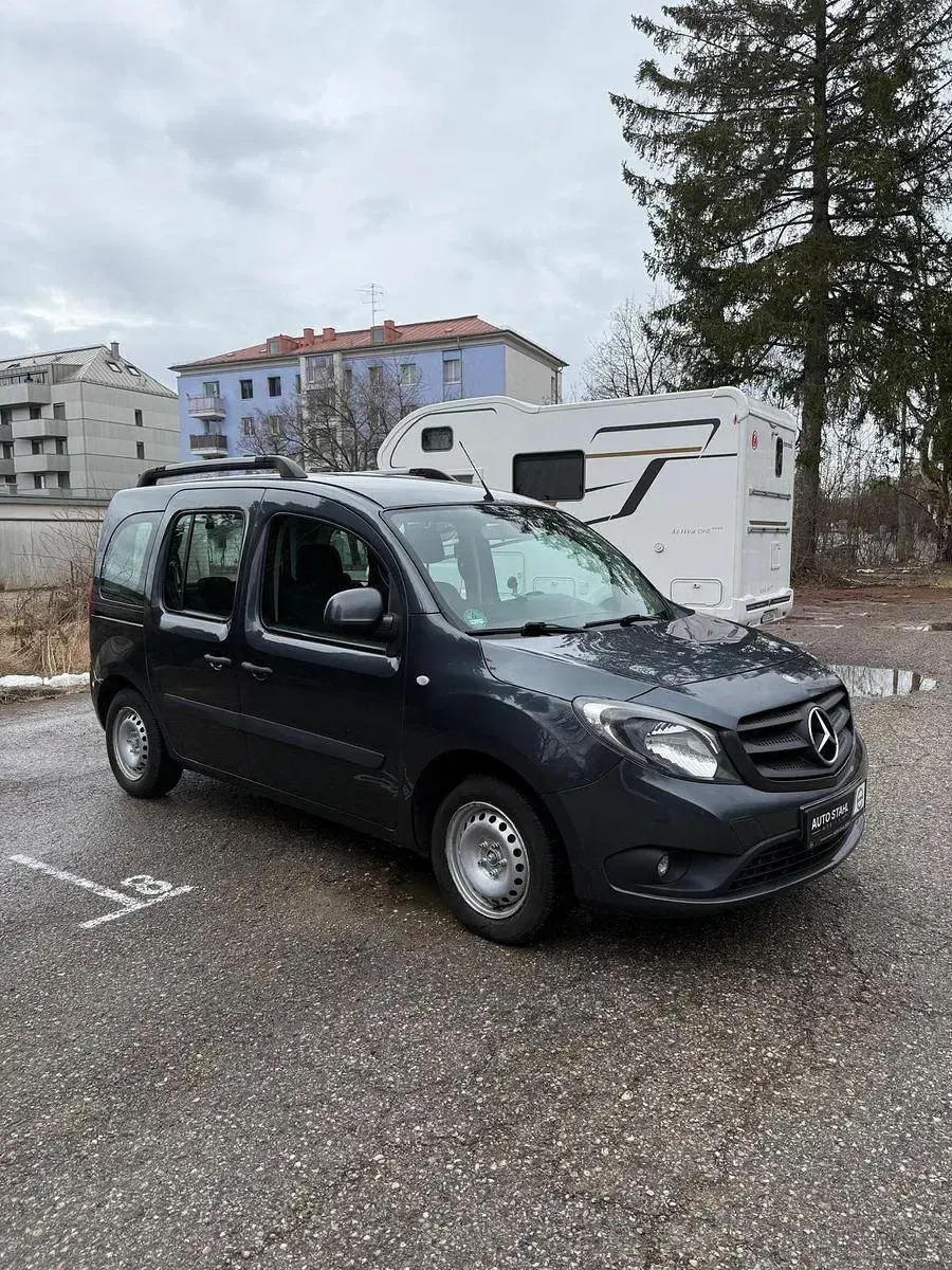 Gebraucht Mercedes Citan 111 Edition 110 PS (80 kW) 2018 Grau Kombi